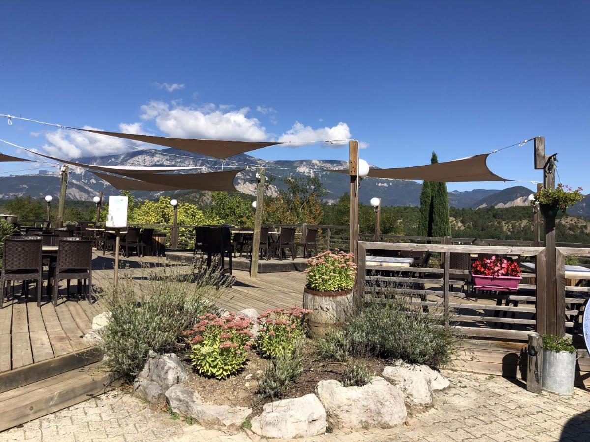 Camping Le Couriou Recoubeau-Jansac Exteriör bild