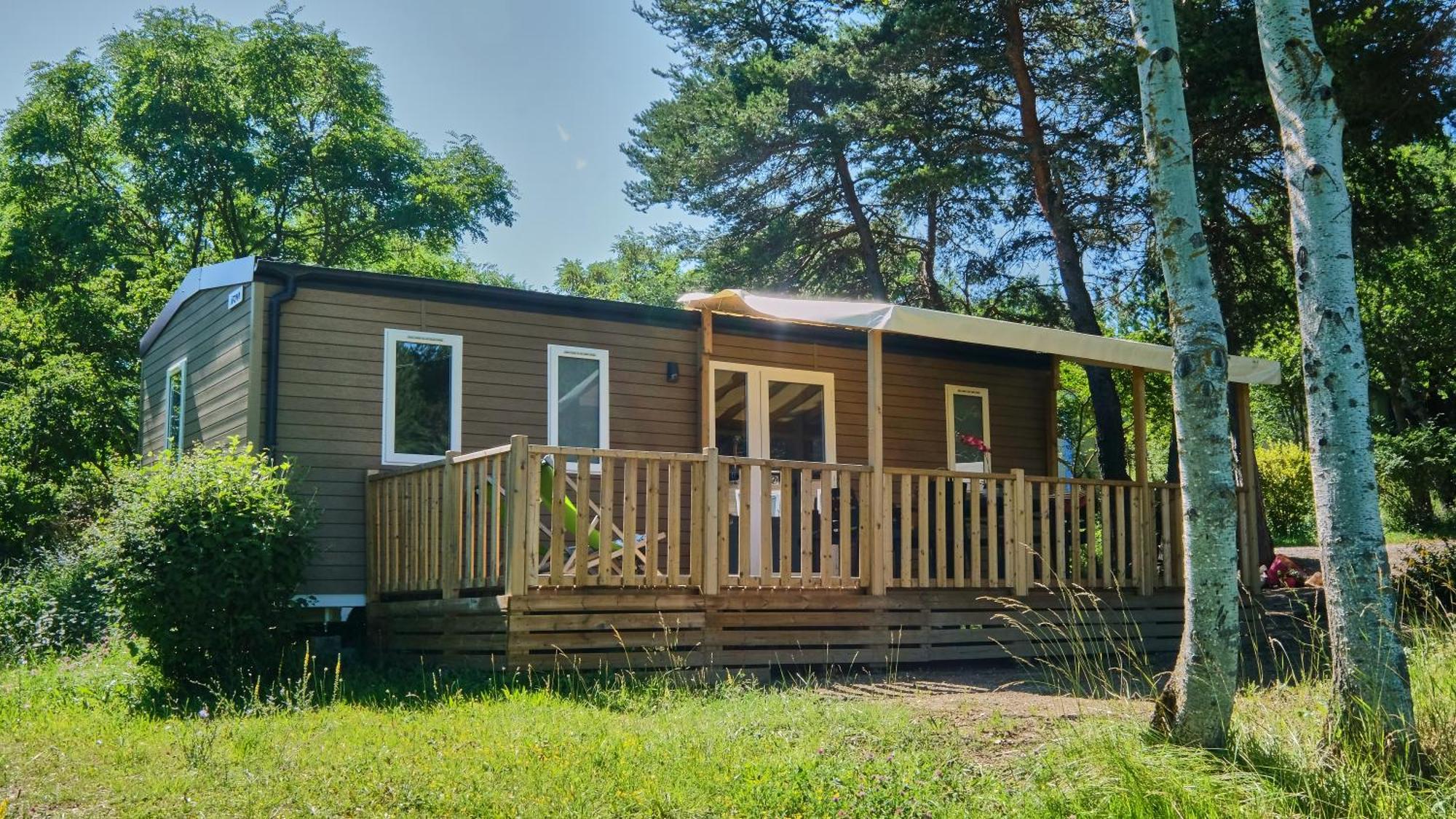 Camping Le Couriou Recoubeau-Jansac Exteriör bild