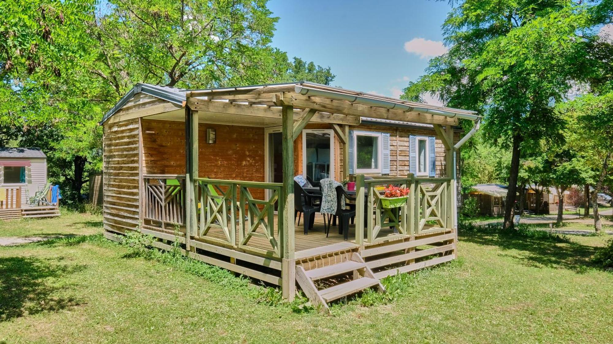 Camping Le Couriou Recoubeau-Jansac Exteriör bild