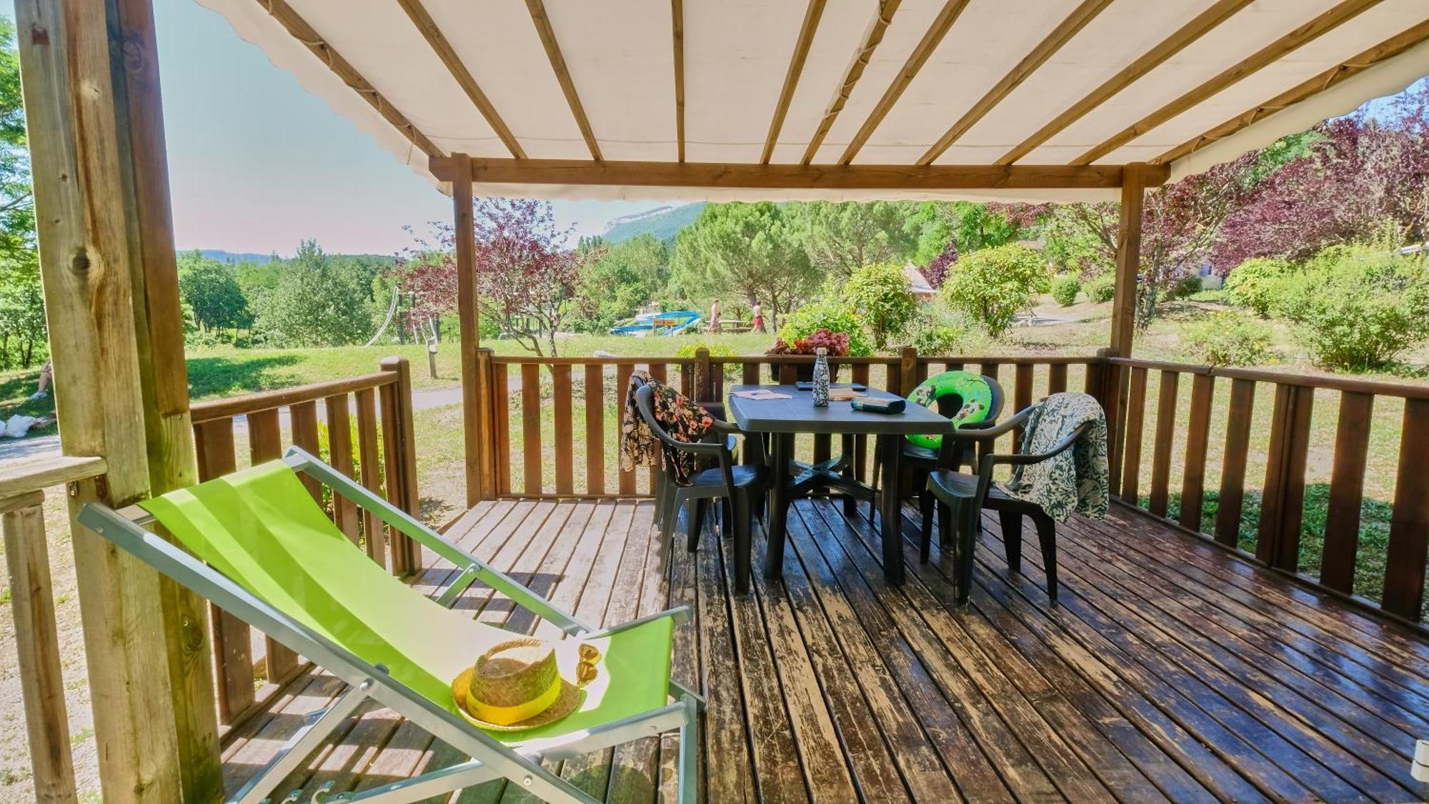 Camping Le Couriou Recoubeau-Jansac Exteriör bild